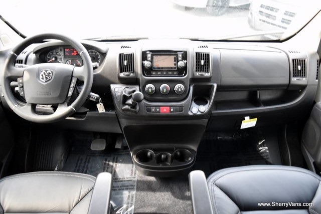 8 passenger van dashboard