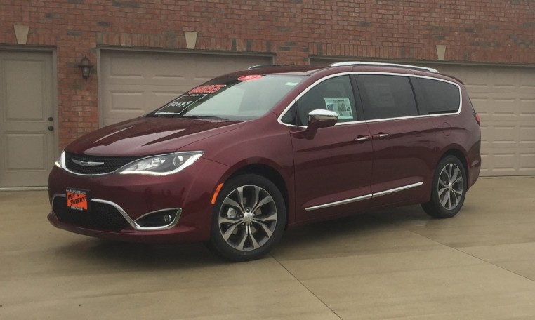 Chrysler Pacifica Hybrid Mobility Vans Sherry Vans