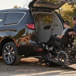 chrysler pacifica hybrid REV mobility van