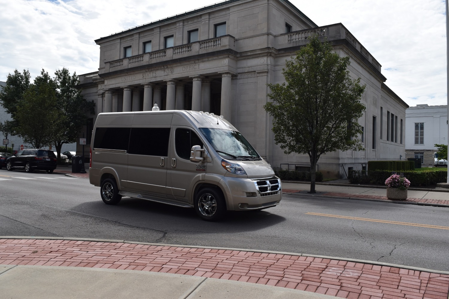 high top conversion van