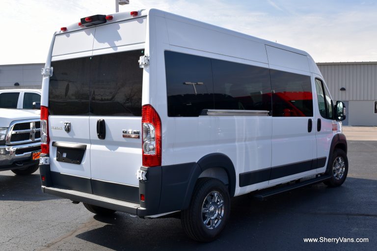 12 passenger van 12 passenger van