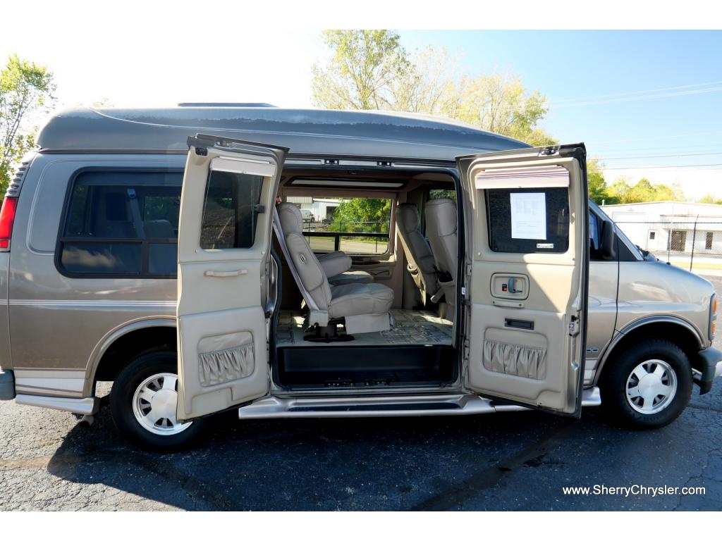 2000 GMC Conversion Van Geneva SVS 7 Passenger 28678CT Conversion
