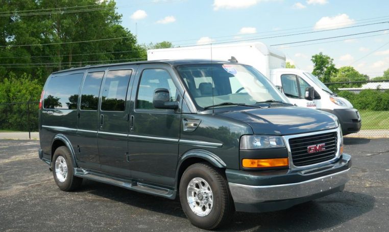 2017 gmc conversion van