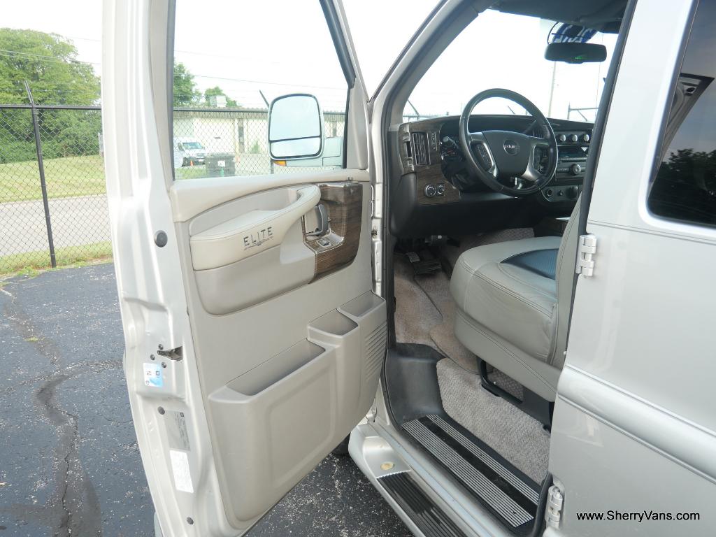 2012 GMC Conversion Van Southern Comfort 7 Passenger CP16611T