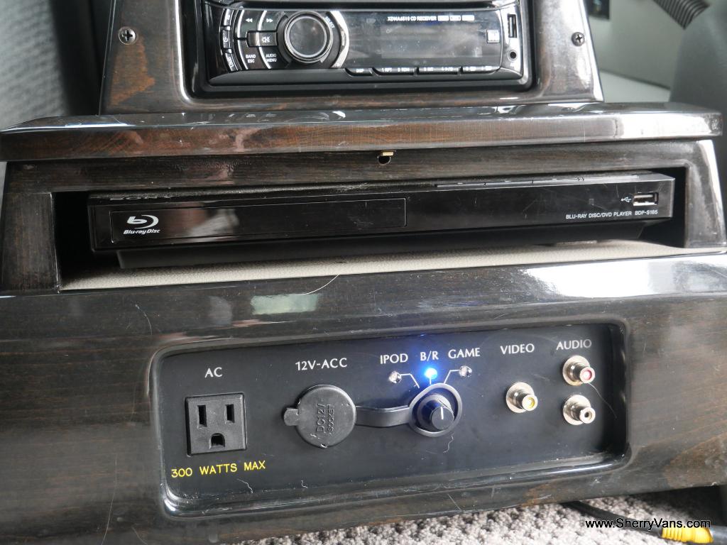 2012 GMC Conversion Van Southern Comfort 7 Passenger CP16611T