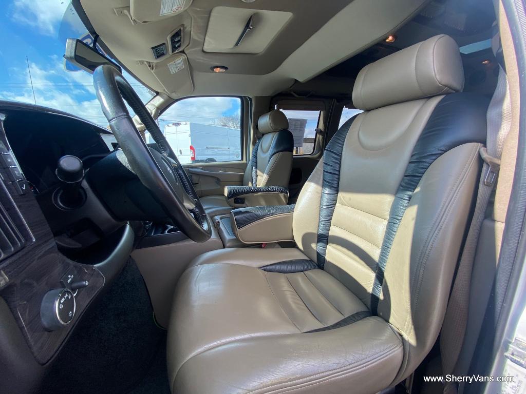 2013 GMC Conversion Van Majestic 7 Passenger CP16711T Conversion