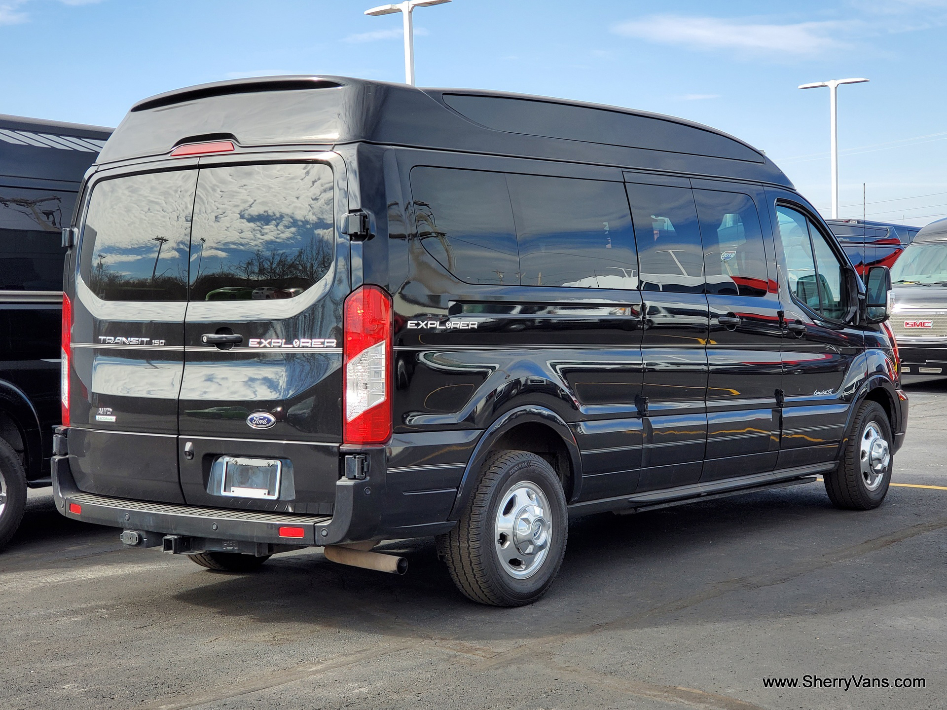 2021 Ford Conversion Van Explorer Vans 9 Passenger CP16727T