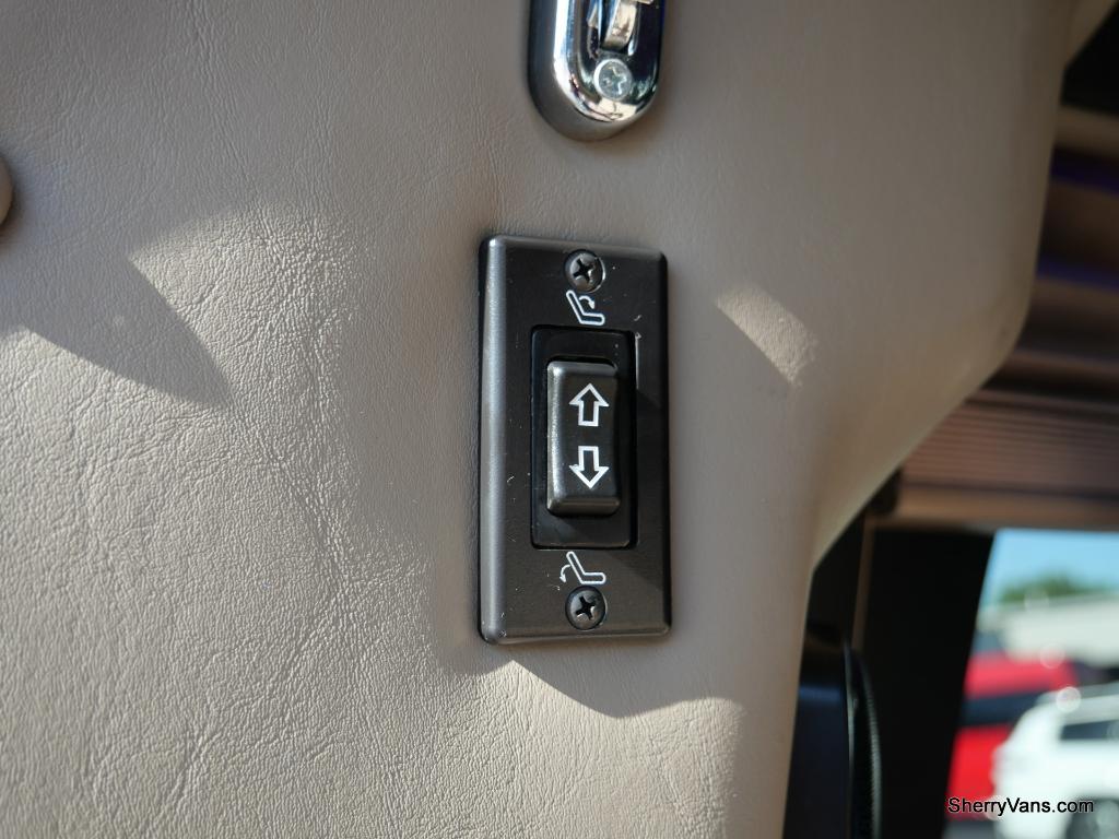 2012 GMC Conversion Van Majestic 9 Passenger CP16752T Conversion