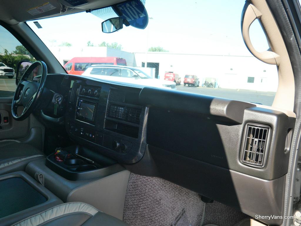 2012 GMC Conversion Van Majestic 9 Passenger CP16752T Conversion