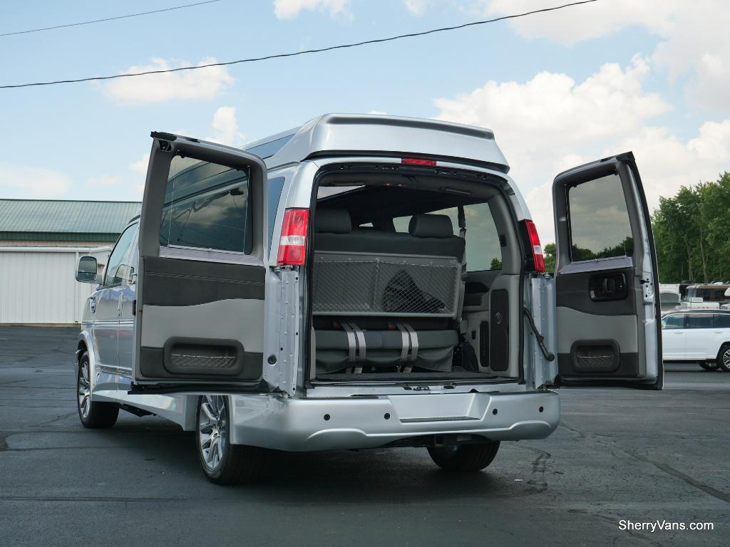 2022 Chevrolet Conversion Van Explorer Vans 9 Passenger CP16787T