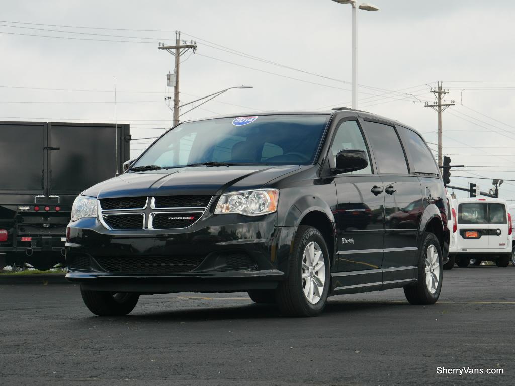 2014 Dodge Grand Caravan BraunAbility SideEntry Mobility CP16841T