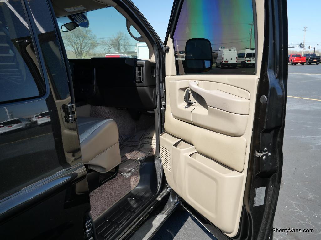 2012 GMC Conversion Van Majestic Sale Pending CP16752T