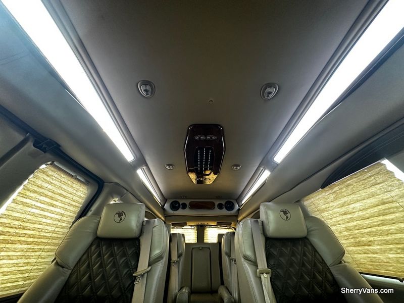 2022 GMC Conversion Van Explorer Vans 9 Passenger C16983T